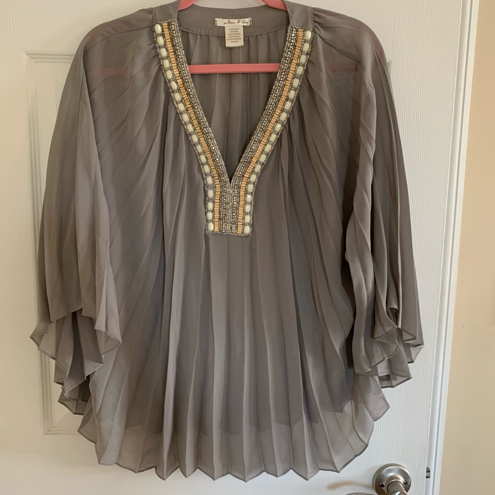 Brand new Willow and Clay Sheer beaded shirt